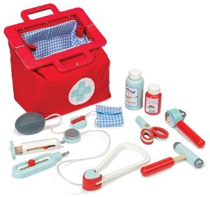 Le Toy Van Doctor set