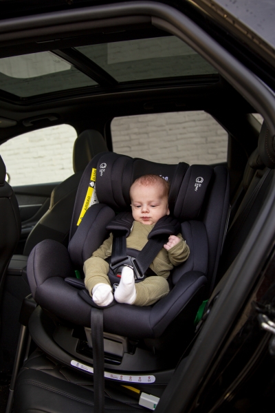Narrow infant car seat online